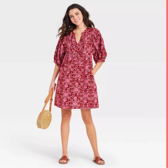 Universal Thread Dresses Universal Thread Pink Floral Puff Elbow